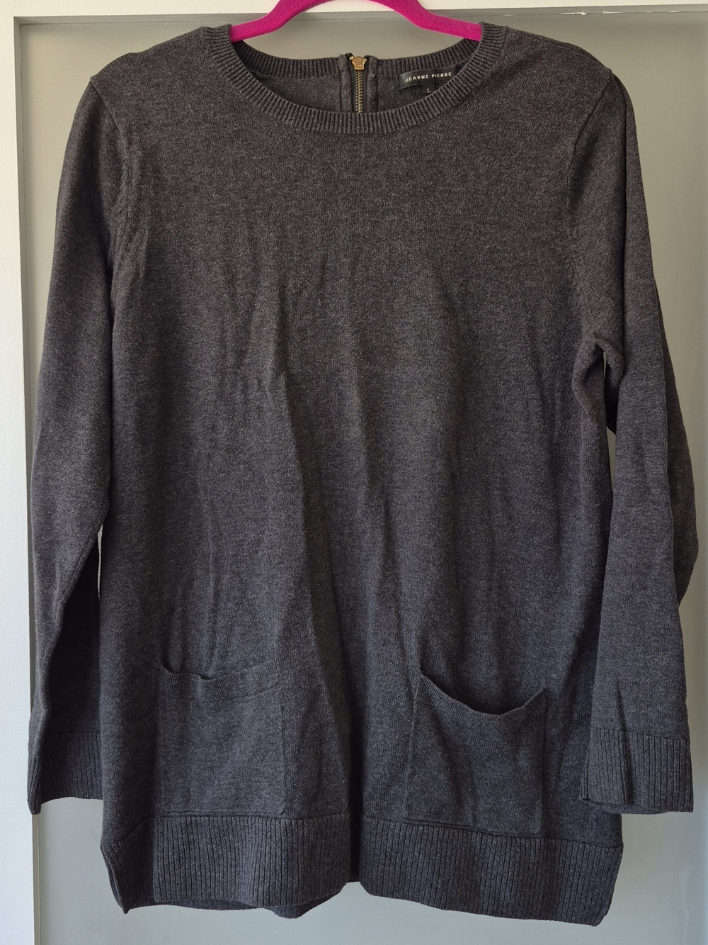 JEANNE PIERRE Charcoal Gray Crewneck Sweater with Front Pockets